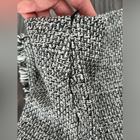 Zara black and white tweed skort size M - Picture 2 of 6